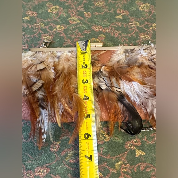 Feather covered clutch purse with chain handles - Picture 9 of 9